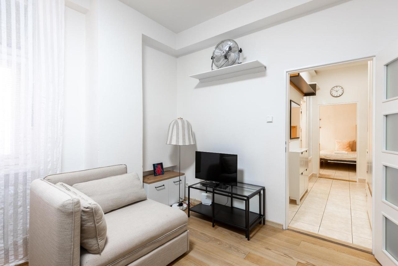 Lotus Apartment Prague Extérieur photo