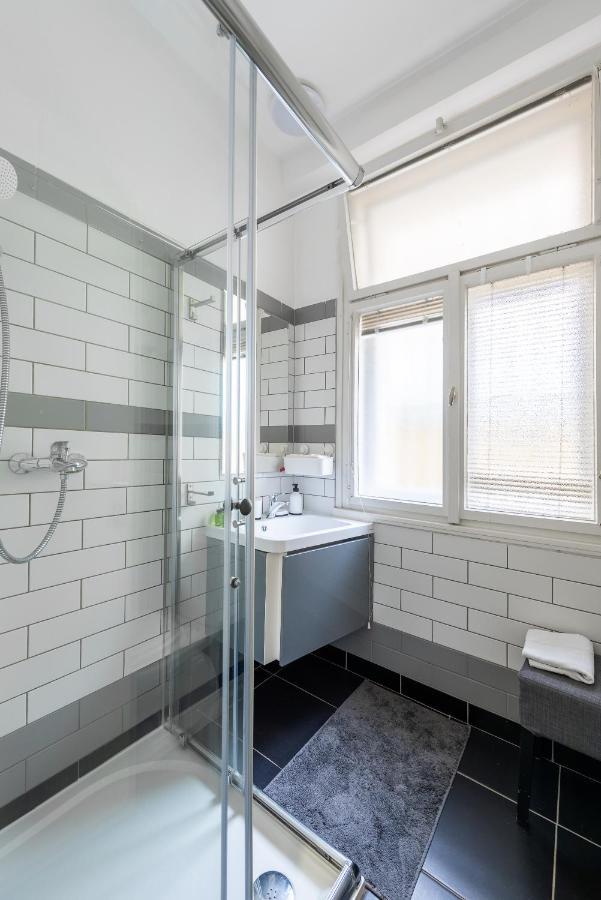 Lotus Apartment Prague Extérieur photo
