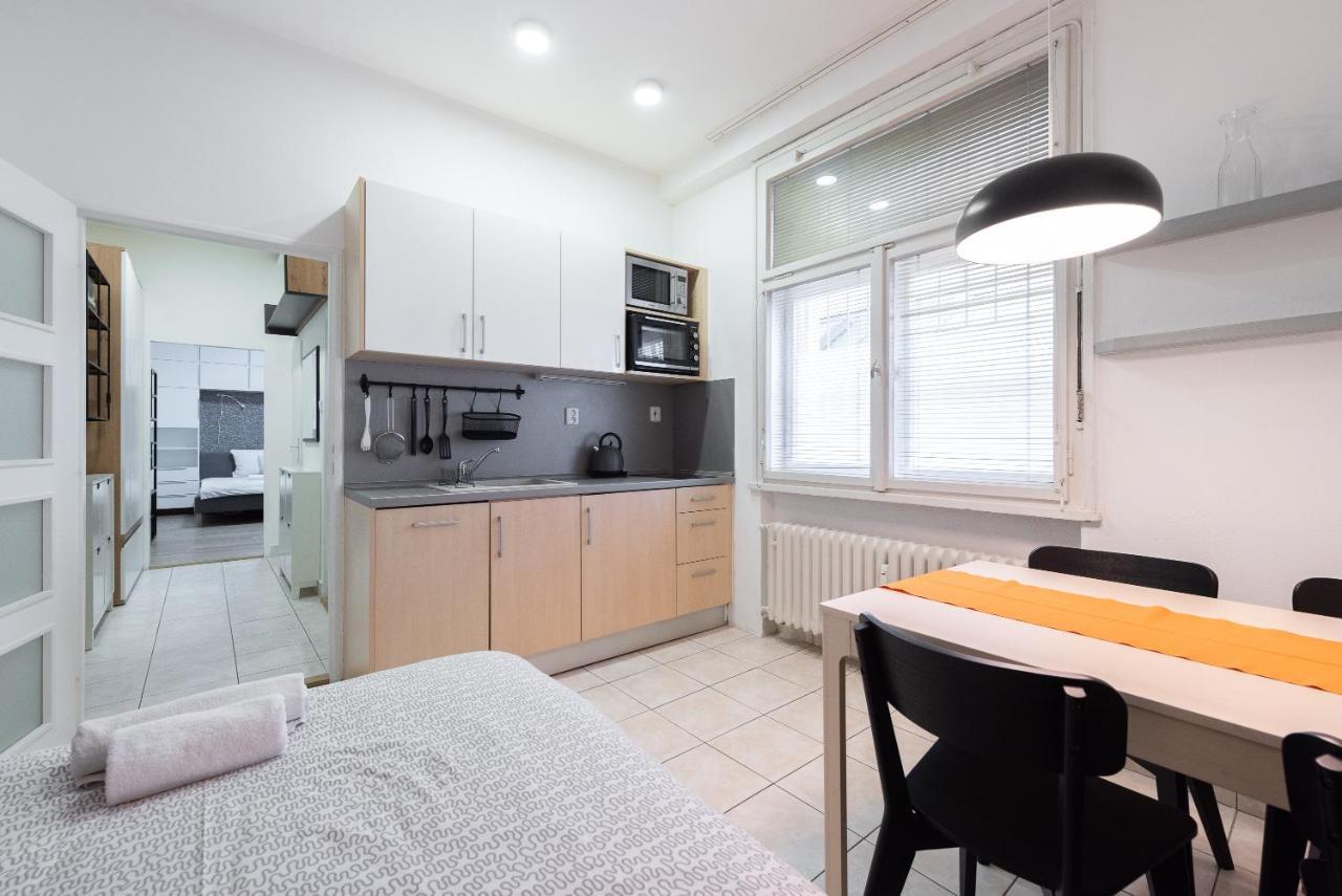 Lotus Apartment Prague Extérieur photo
